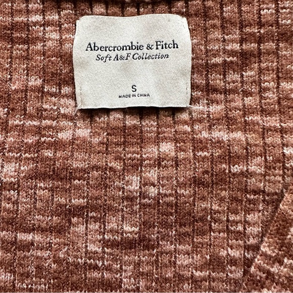 Abercrombie & Fitch Heathered Brown Ribbed Knit Sweater w/ Slits Oversized Small - Picture 4 of 6